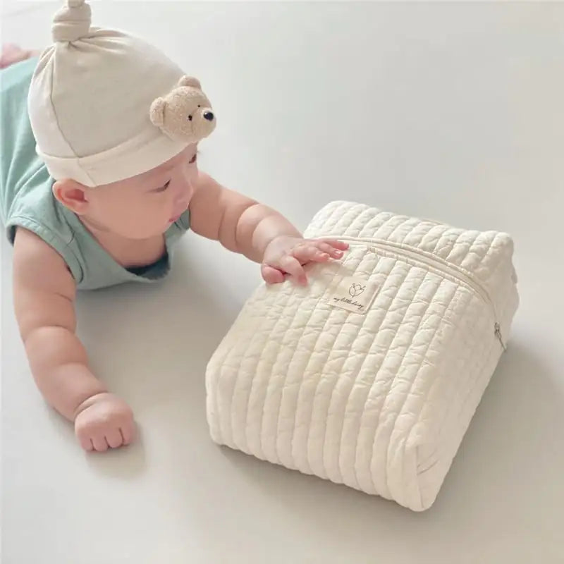 Mommy's High-Capacity Nursery Bag